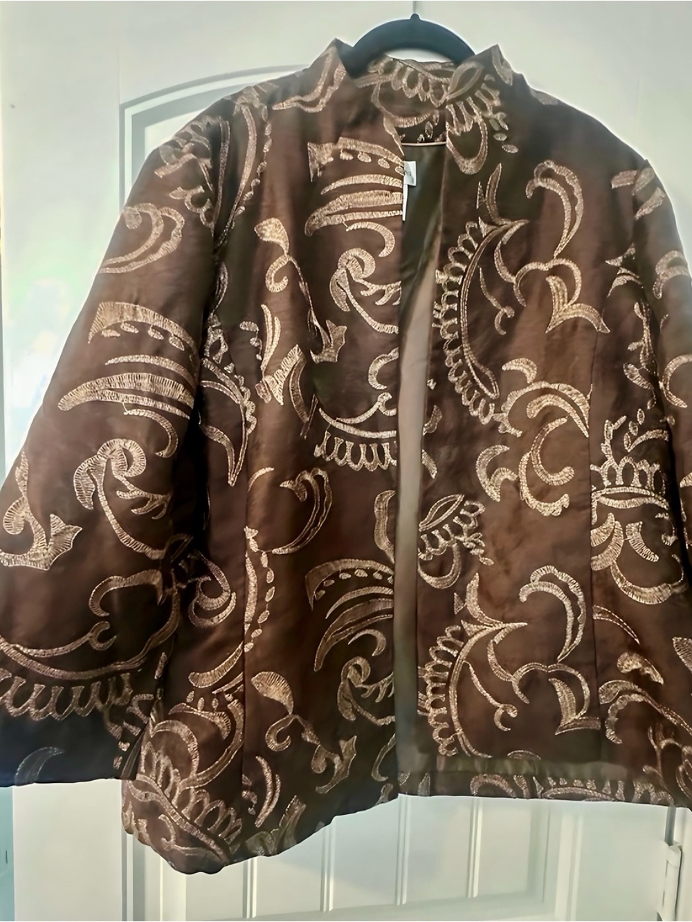 Chicos Embroidered Jacket  Women’s Size XL Perfect!
